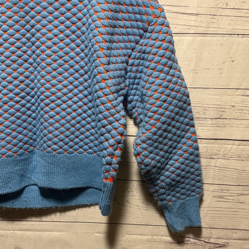 H&M sweater - Picture 2 of 5
